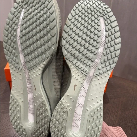 Men’s Nike Pegasus Premium - Picture 4 of 5